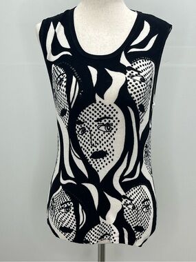 Elizabeth New York Black White Graphic Pop Art Face Print Sleeveless Top Small